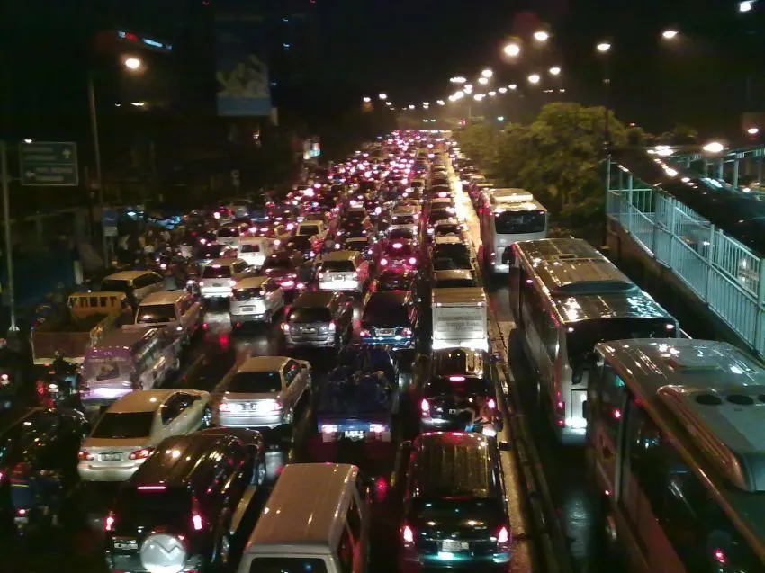 Cuma Kamu yang Warga Jakarta yang Paham Fragmen Hidup Macam Ini! 60