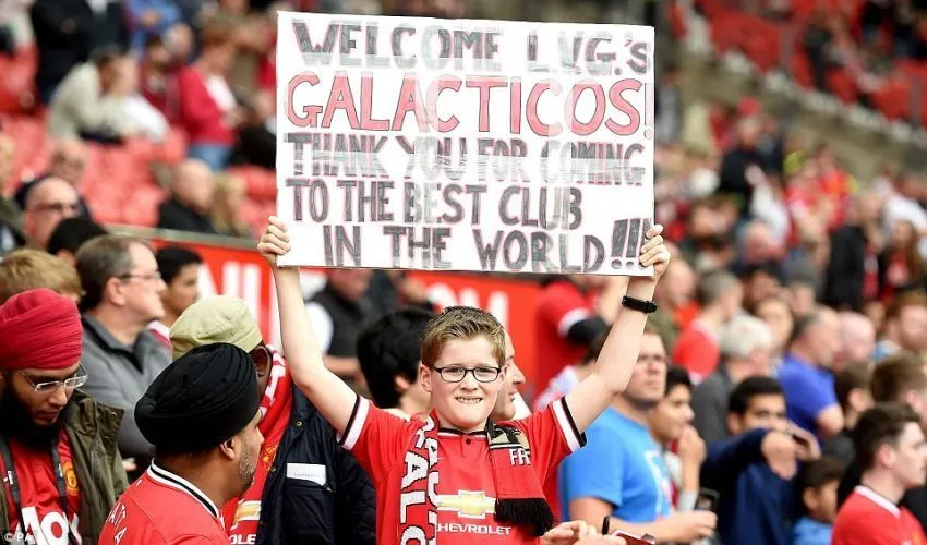 Gegap Gempita dan Getir Hidup Yang Hanya Dirasakan Fans Manchester United 56