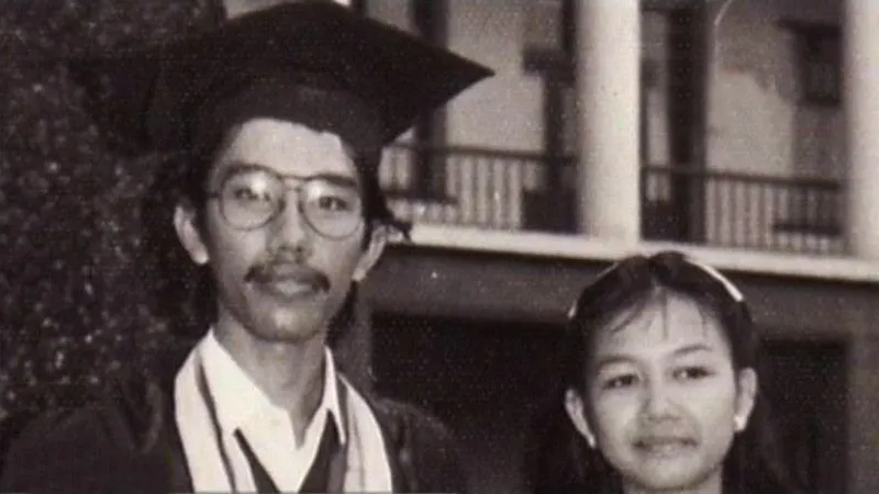 Di Usia 20-an, Ini yang Sibuk Dilakukan Para Pemimpin Dunia: dari Obama Hingga Ibu Risma 11