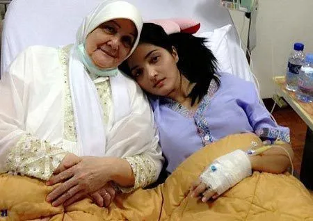 Asam-Manis Hidup Orang Indonesia yang Nggak Bisa Makan Pedas 31