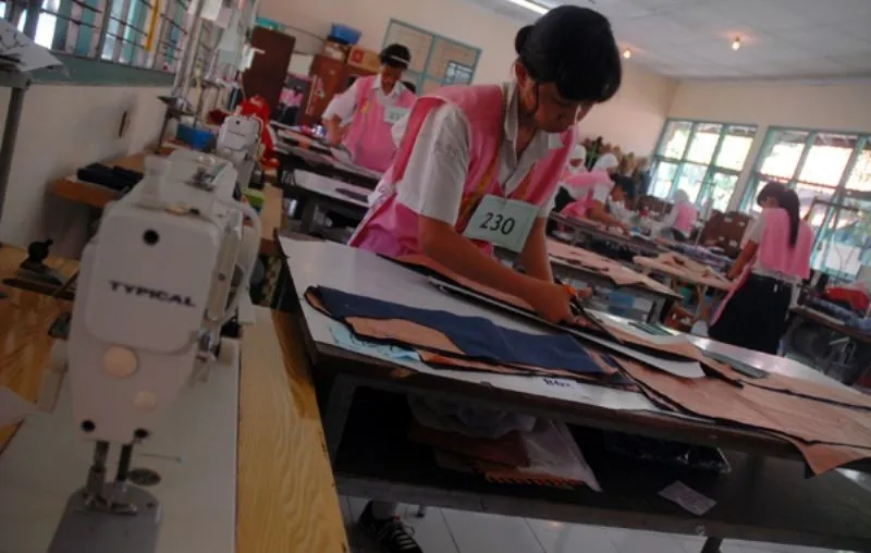 20 Pengalaman Unik dan Membanggakan yang Cuma Bisa Dicicipi Oleh Anak SMK 29