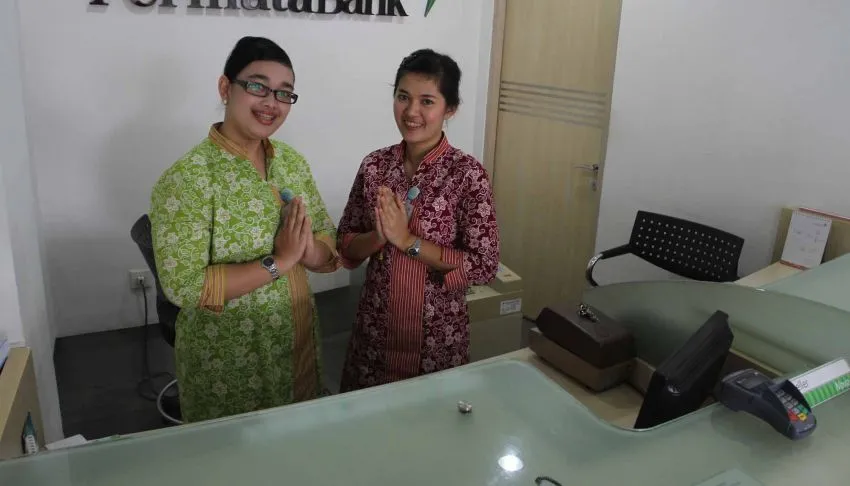 Suka Duka yang Cuma Bisa Dirasakan Oleh Pacar Karyawan Bank 58
