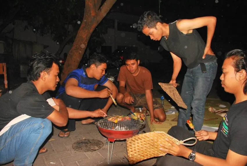 Inilah Alasan Kenapa Mahasiswa Fakultas Teknik Bisa Jadi Pacar yang Ciamik 28