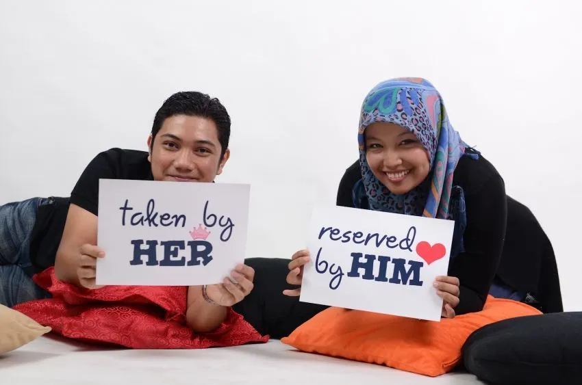 11 Tanda Bahwa Dia Memang Pacar yang Layak Kamu Pertahankan 14