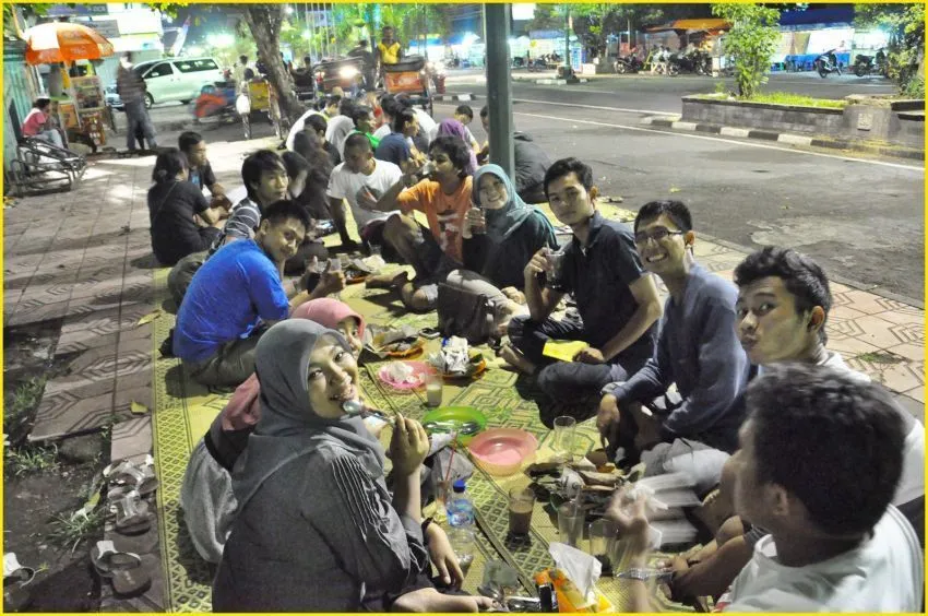 Sekelumit Nostalgia yang Membuatmu Ingin Kembali ke Jogja 52