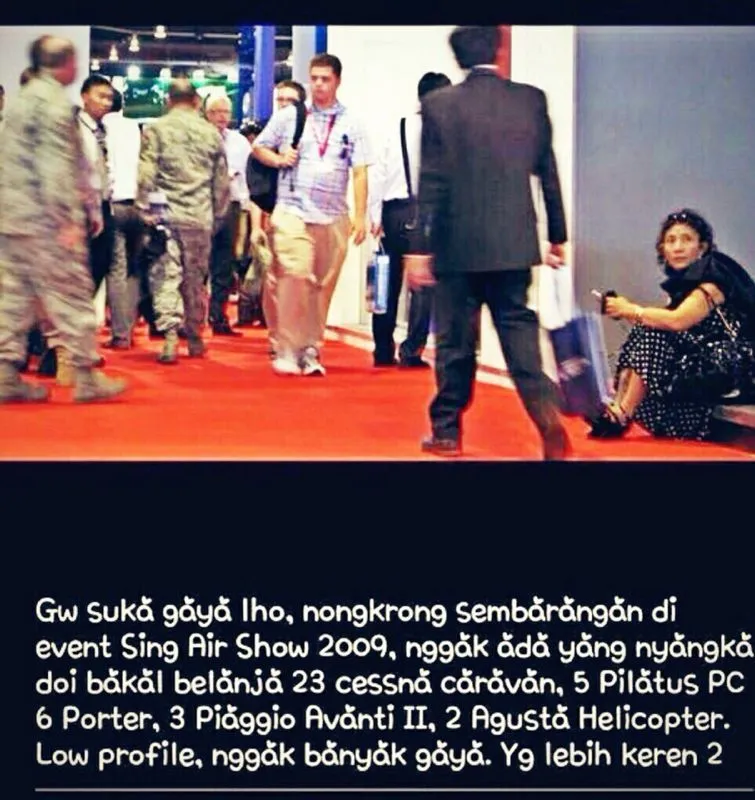 Sisi Jenaka di Balik Pelantikan Wakil Rakyat dan Para Menteri Baru 33