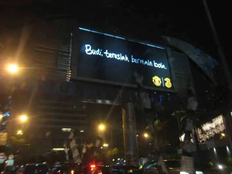 Gegap Gempita dan Getir Hidup Yang Hanya Dirasakan Fans Manchester United 72