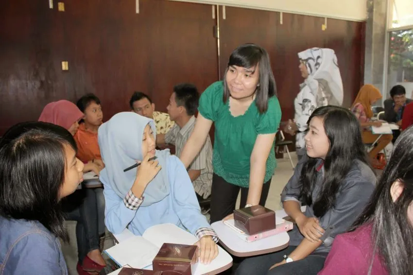 Mengintip Jatuh Bangun yang Cuma Dialami Oleh Mahasiswa Komunikasi 96