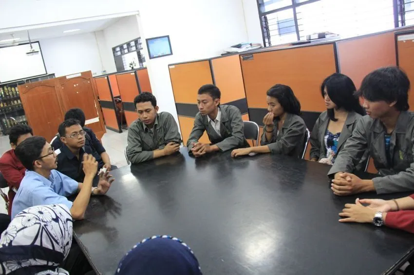 Mengintip Jatuh Bangun yang Cuma Dialami Oleh Mahasiswa Komunikasi 65