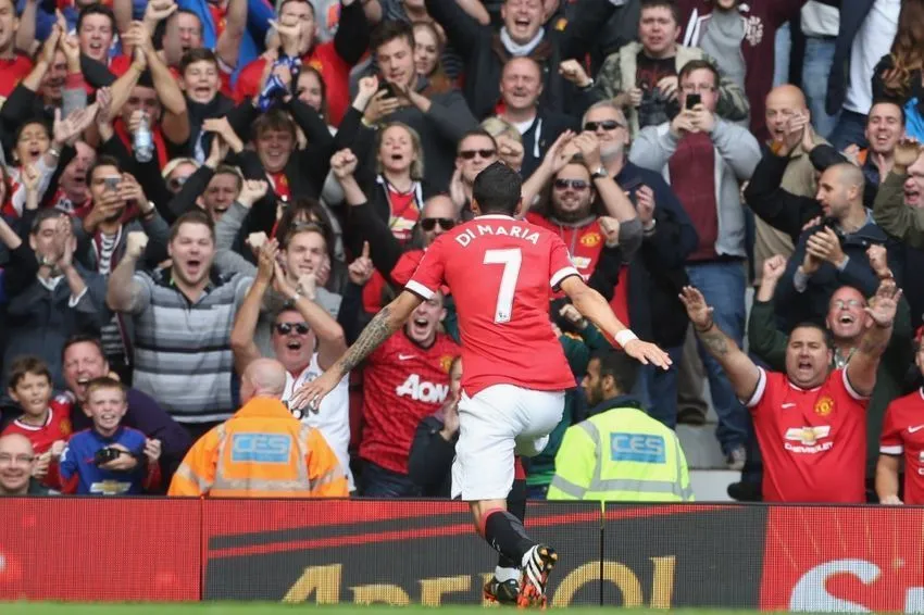 Gegap Gempita dan Getir Hidup Yang Hanya Dirasakan Fans Manchester United 86