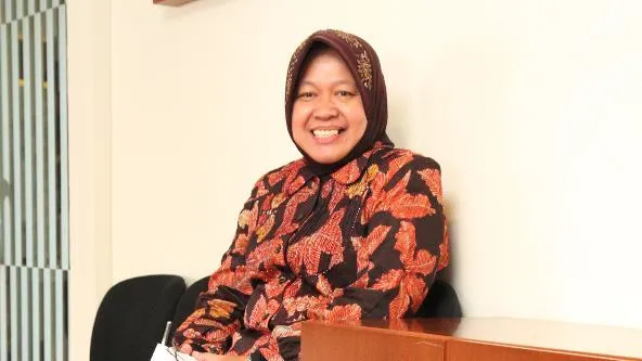 Di Usia 20-an, Ini yang Sibuk Dilakukan Para Pemimpin Dunia: dari Obama Hingga Ibu Risma 12