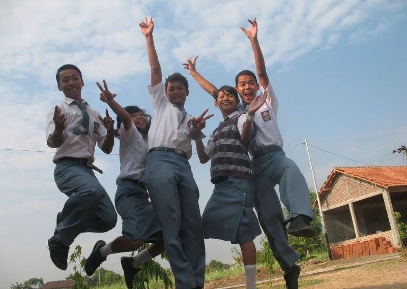 20 Pengalaman Unik dan Membanggakan yang Cuma Bisa Dicicipi Oleh Anak SMK 40