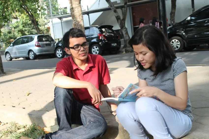 Alasan Mengapa Mahasiswa Fakultas Ekonomi Layak Jadi Pacar yang Kamu Cintai 16
