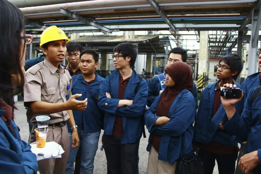 Inilah Alasan Kenapa Mahasiswa Fakultas Teknik Bisa Jadi Pacar yang Ciamik 18