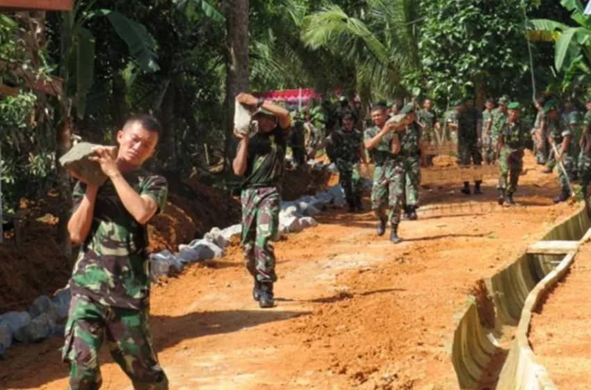 Siap Bela Negara? Inilah Prediksi Nasibmu Seandainya Wajib Militer Ada di Indonesia! 32