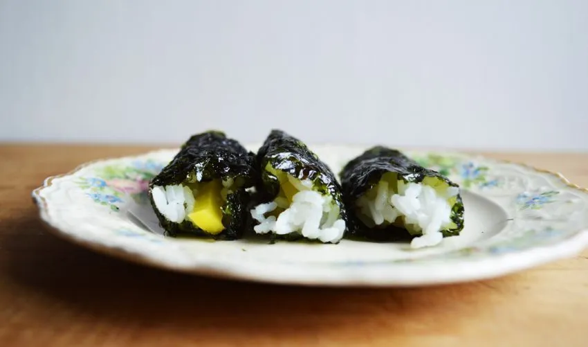 9 Cara Makan Sushi yang Baik dan Benar 26