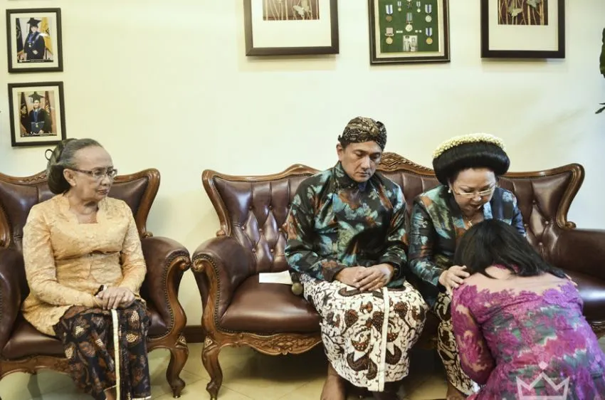 20 Kenyataan Tentang Pacaran Di Umur 20-an yang Jarang Dibicarakan Orang 30