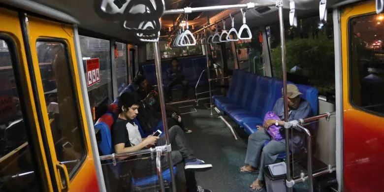 Cuma Kamu yang Warga Jakarta yang Paham Fragmen Hidup Macam Ini! 96