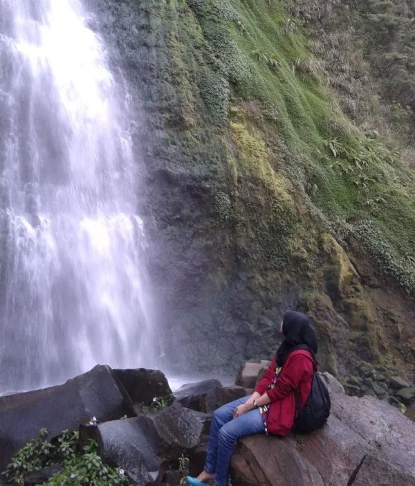 Beginilah Aksi Seru Para Pembaca Hipwee Waktu Mereka Pergi Traveling! 44