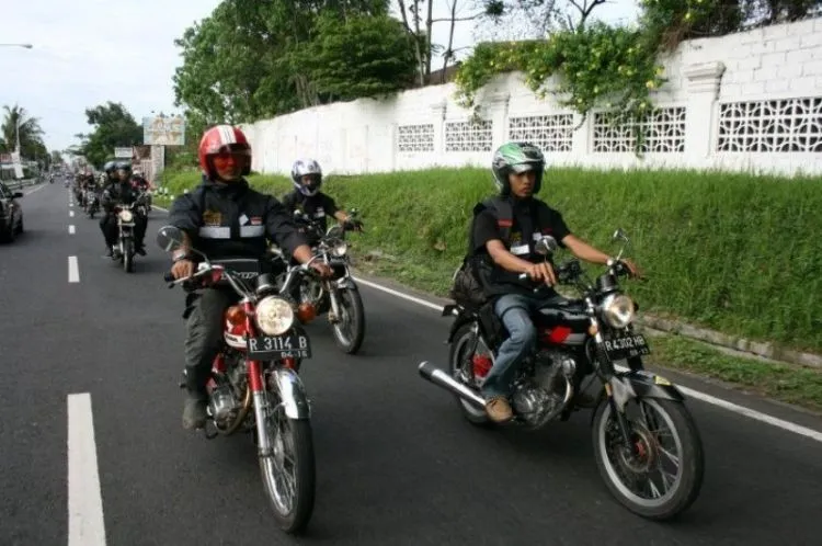 Berbagai Alasan Kenapa Pecinta Mobil dan Motor Tua Itu Jempolan 25