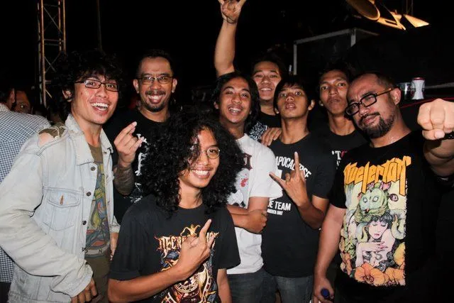 Ini Nih, Jilid II dari Foto-Foto Pembaca Hipwee Bareng Artis! 54
