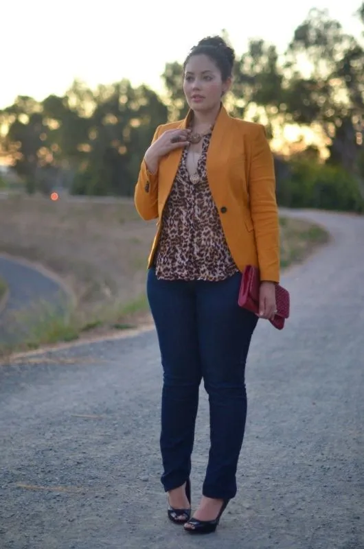 19 Tips Fashion Buat Kamu yang Punya Tubuh Curvy Alias