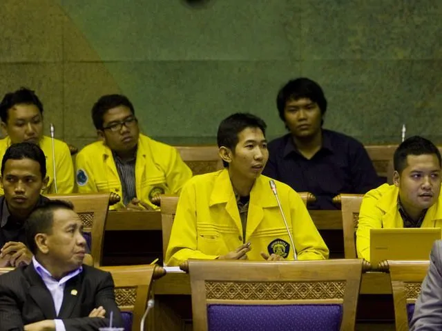 Sebuah Hikayat Anak BEM: Dari Gedung-gedung Kampus Hingga Turun ke Jalanan 67