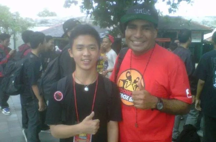 Ini Nih, Jilid II dari Foto-Foto Pembaca Hipwee Bareng Artis! 32