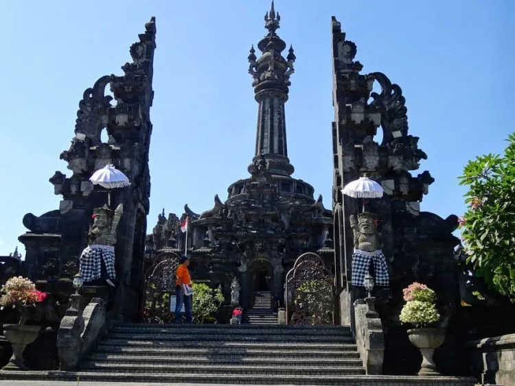 20 Kemolekan Panorama Bali yang Membuat Kamu Ingin Pergi ke Sana Lagi 37