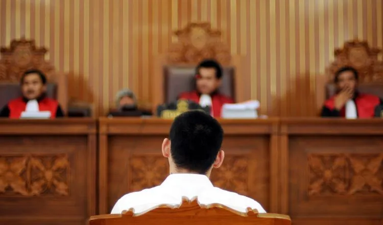 Tips Menghindari dan Menghadapi Tilangan Polisi 21