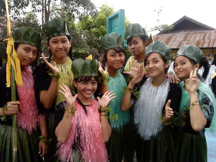 17 Hal yang Mengingatkan Betapa Cupu-nya Kita Saat SMA 30