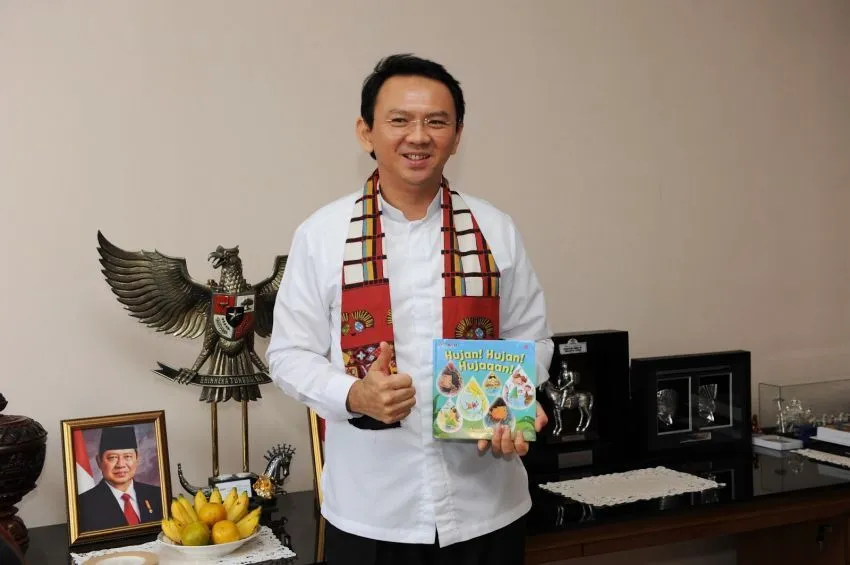 Suara Dari 2 Cewek Tionghoa: