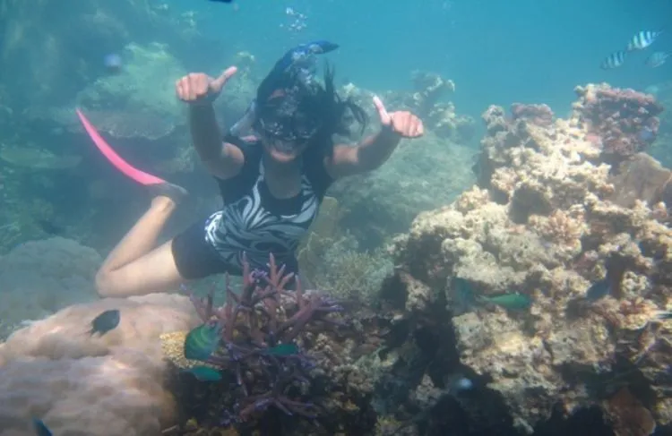 Beginilah Aksi Seru Para Pembaca Hipwee Waktu Mereka Pergi Traveling! 37