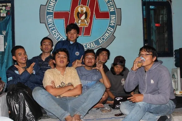 Hal-Hal yang Wajib Kamu Tahu Sebelum Memacari Mahasiswa Teknik Mesin 17