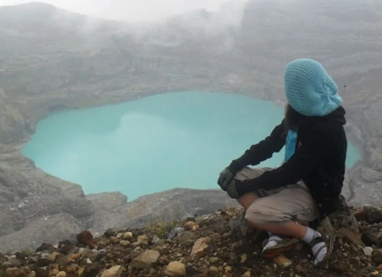 Beginilah Aksi Seru Para Pembaca Hipwee Waktu Mereka Pergi Traveling! 61