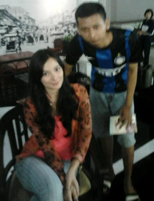 Ini Nih, Jilid II dari Foto-Foto Pembaca Hipwee Bareng Artis! 33