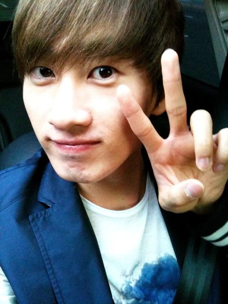 Ketahui Tipe Cowok Idamanmu Dari Bias Super Junior yang Kamu Punya 20