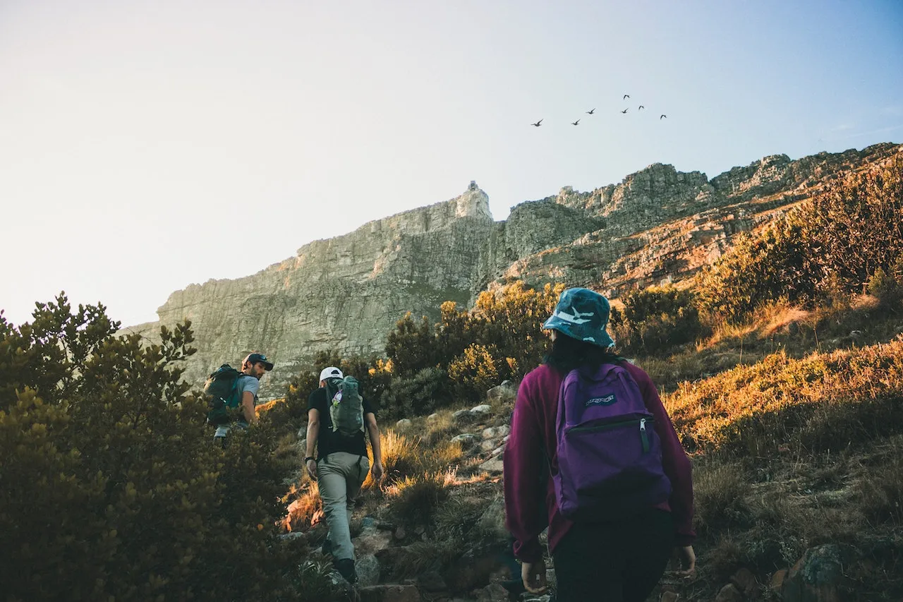 15 Tips Mendaki Gunung untuk Para Cewek Agar Tetap Cantik Sampai Puncak! 28