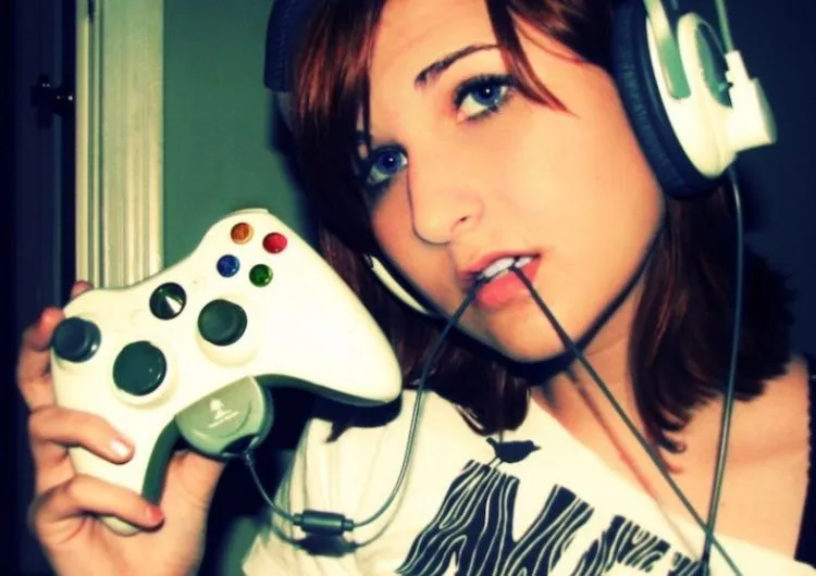 Keseruan Hidup Macam Ini, Cuma Cewek yang Hobi Nge-game yang Paham! 43