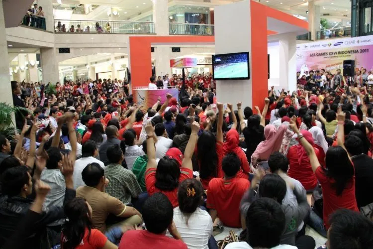 Beragam Hal yang Harus Kamu Pahami Sebelum Memacari Cowok Penggemar Bola 22