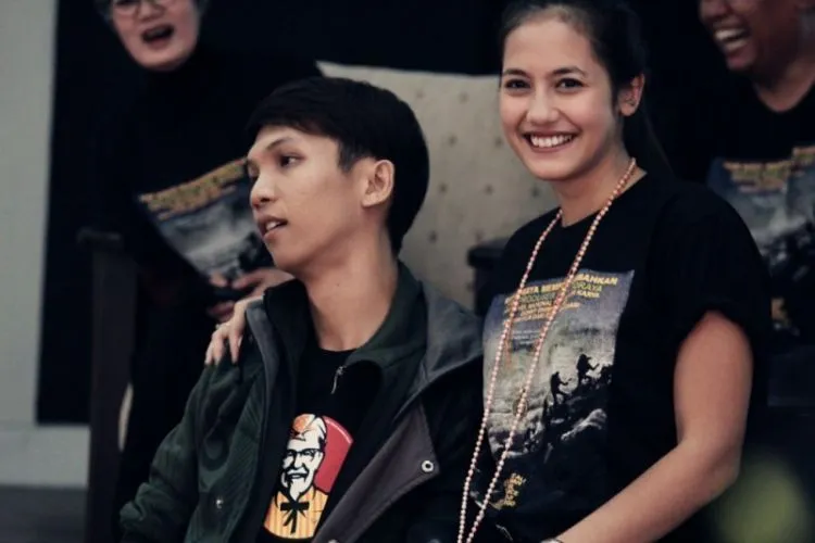 Ini Nih, Jilid II dari Foto-Foto Pembaca Hipwee Bareng Artis! 43