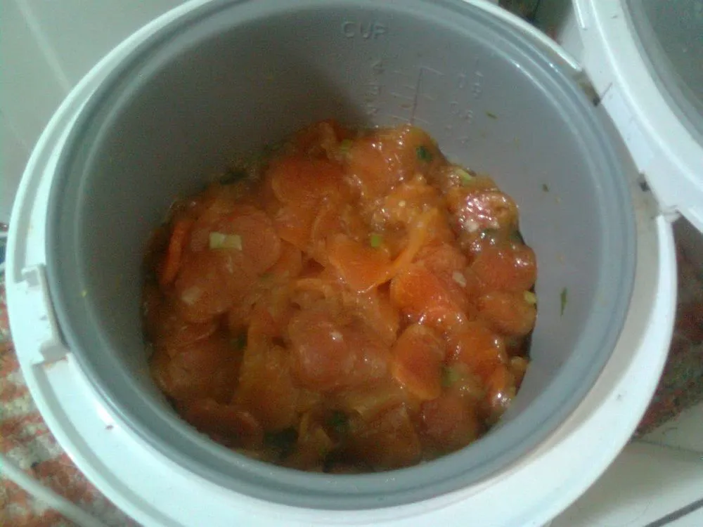 8 Olahan Masakan Mudah yang Bisa Kamu Buat Pakai Rice Cooker di Rumah (Nasi Gak Termasuk)