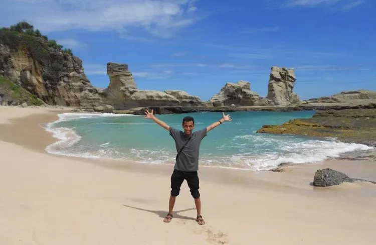 10 Destinasi Wisata yang Cocok Dikunjungi Mahasiswa Dengan Budget Pas-Pasan 17