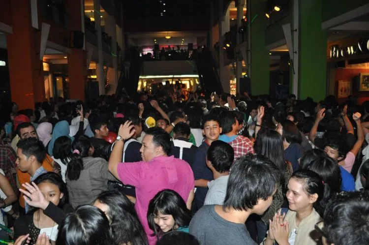 Kalau Mau Malam Tahun Barumu Seru dan Menyenangkan, Jangan Lupakan Detil-Detil Ini! 22
