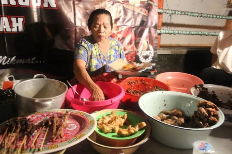 11 Kuliner Khas Jogja yang Wajib Kamu Coba. Unik dan Enak! 12