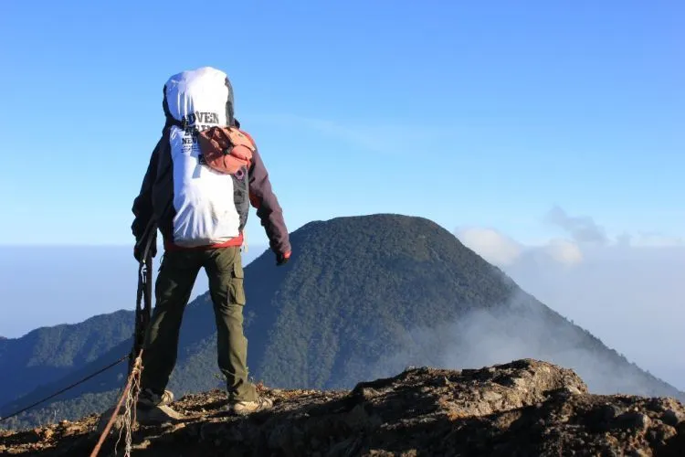 10 Ide Traveling Sederhana Buat Para Jomblo di Malam Minggu 20