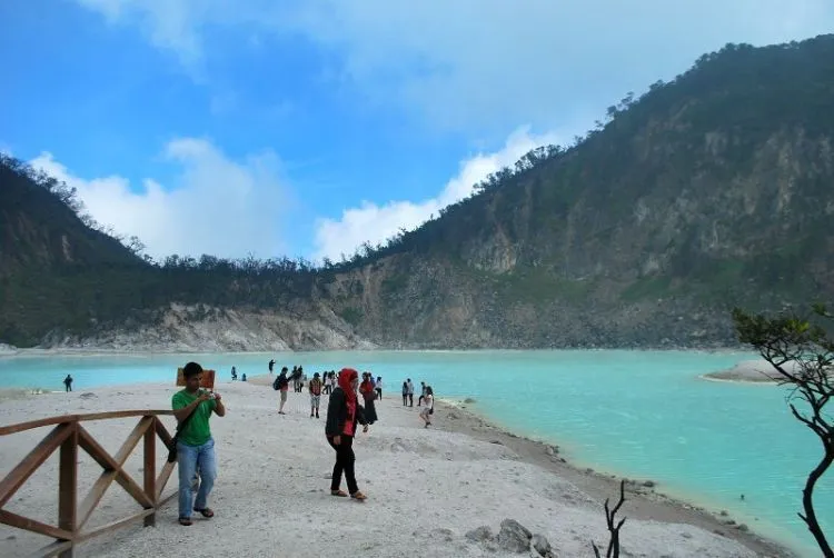 Secuil Kenangan yang Membuatmu Selalu Rindu Bandung 58