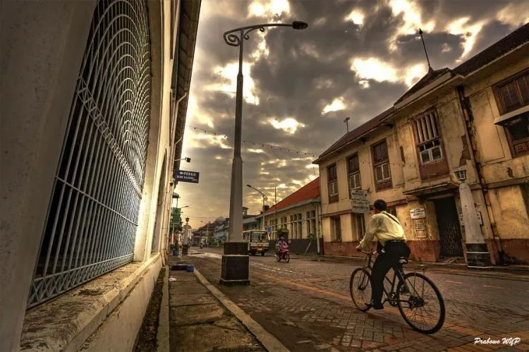 7 Destinasi Traveling yang Membuat Foto-fotomu Seperti Masuk Ke Mesin Waktu 10