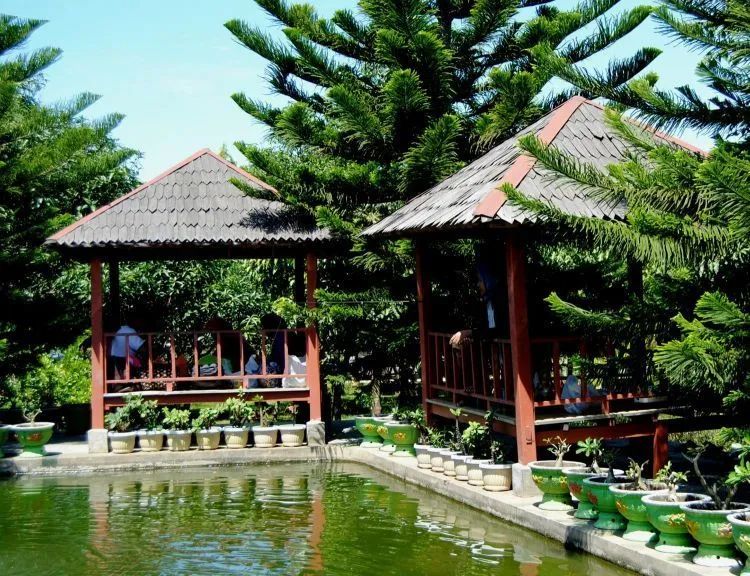 Daftar Objek Wisata di Bandung, Menyusuri Sisi Lain Kota Kembang 35