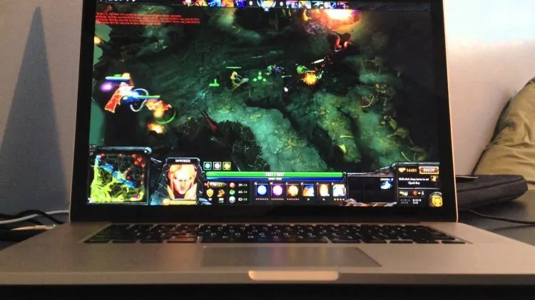 Punya Pacar yang Hobi Main DotA? Ini 15 Strategi Supaya Hubunganmu Awet-Awet Saja 25